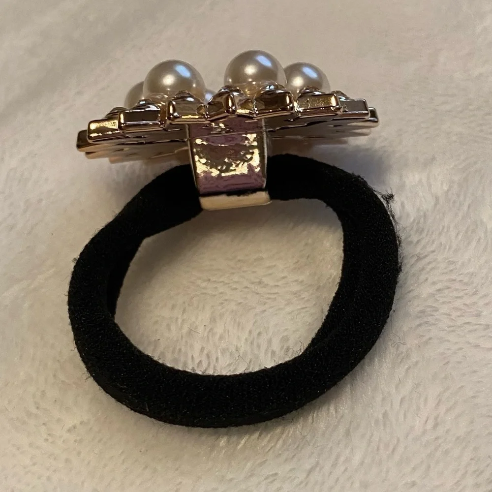 Pearl And Rhinestone Elastic Hair Tie